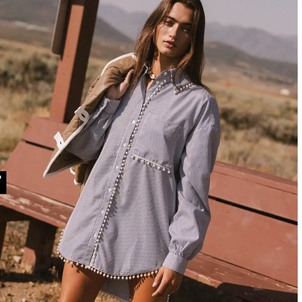 Bohme blue and white stripped pearl button up!